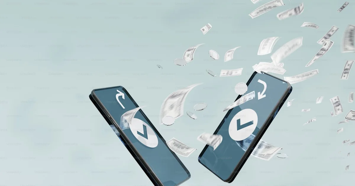 Application de portefeuille electronique sur smartphone affichant un solde et des options de paiement mobile au Maroc